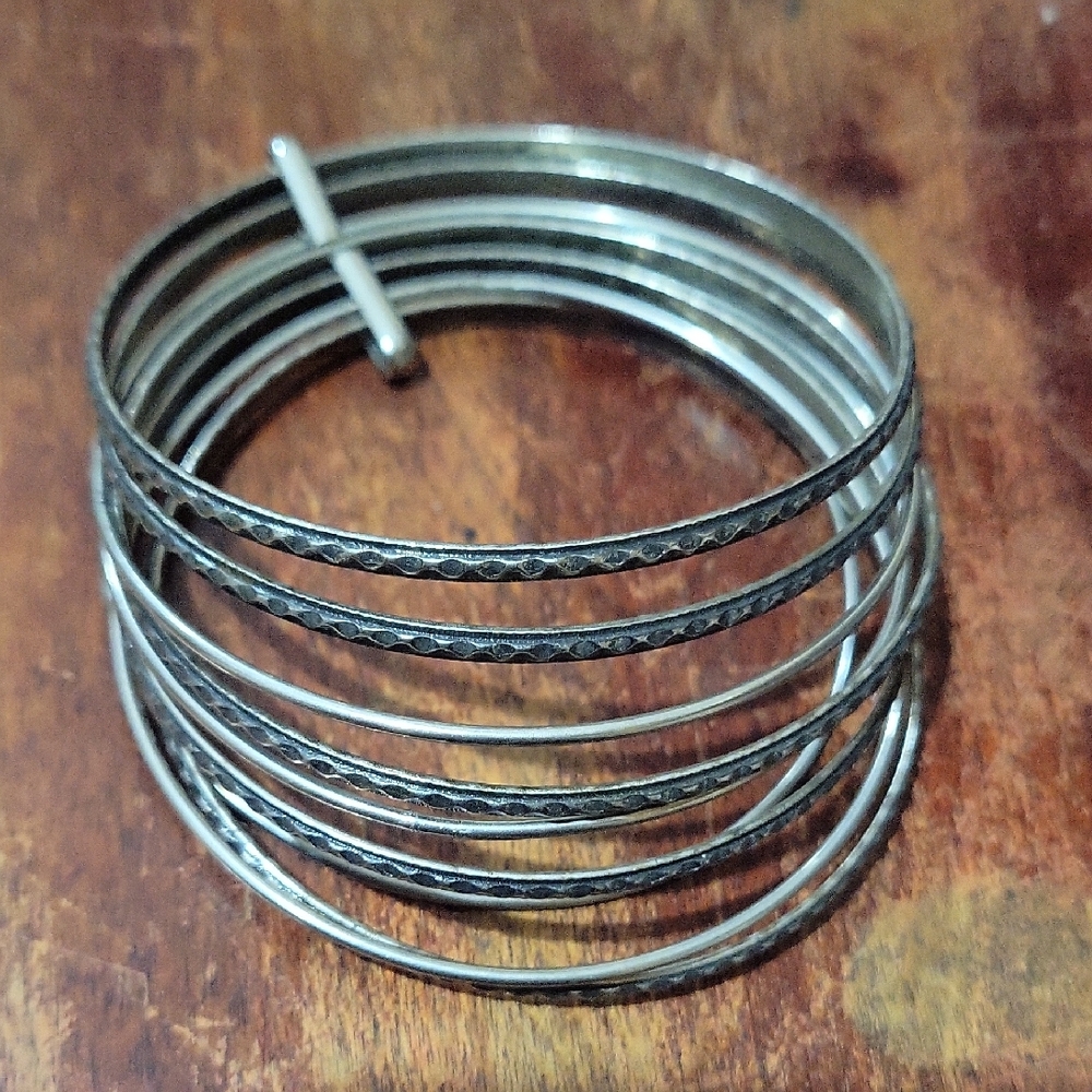 Vintage Bar  Silver Bangle Set